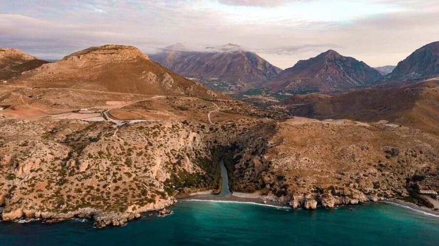 Rethymno: Preveli Beach Damnoni Beach Kourtaliotiko Day Trip - Why this south-coast day trip works