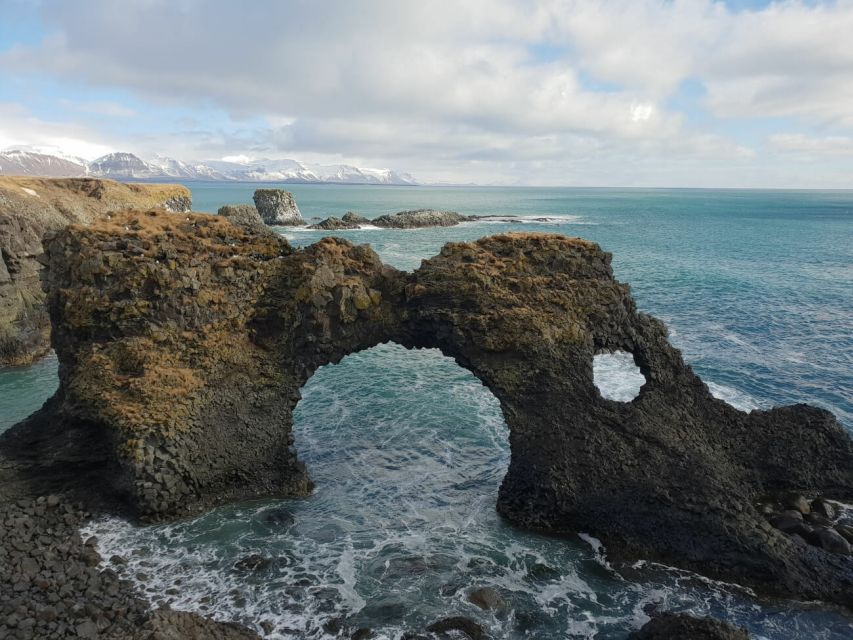 Reykjavik: Small-Group Snæfellsnes Day Trip - Food, toilets, and what to pack