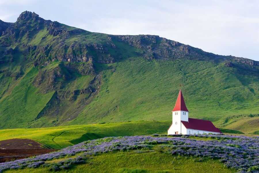 Reykjavík: South Coast Waterfalls, Black Sand & Glacier Tour - What the $126 price really covers