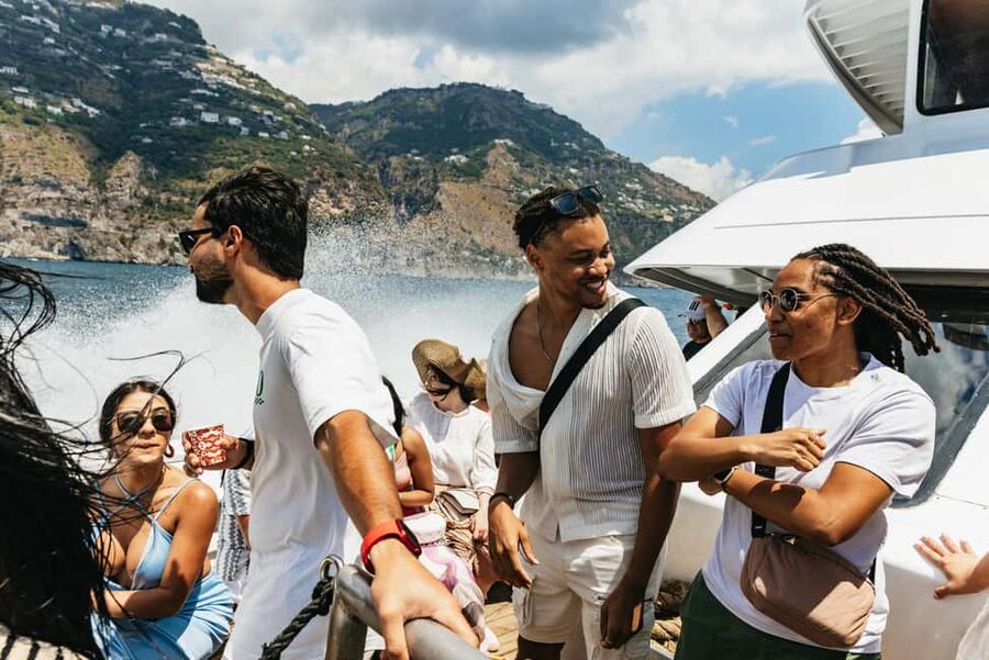 Rome: Amalfi Coast & Positano Day Trip with Coastal Cruise - Positano: colorful streets and limited free time