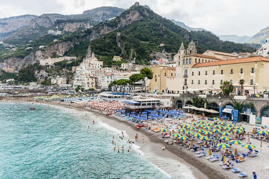 Rome: Amalfi Coast & Positano Day Trip with Coastal Cruise - The guide can make or break a long day