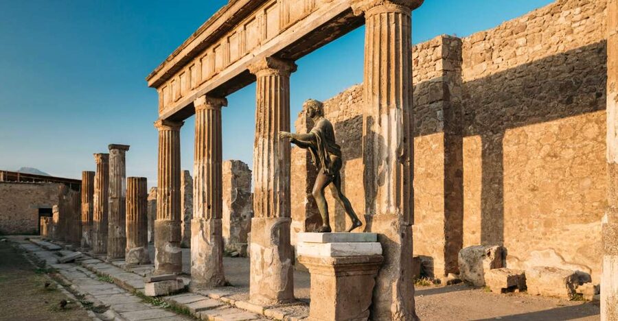 Rome: Pompeii and Naples Day Trip with Pompeii Entry Ticket - Key points to know before booking