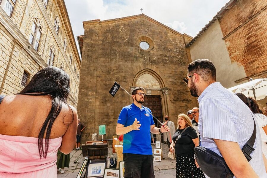 Rome: Tuscany & Montepulciano Day Trip with Lunch & Wines - Lunch in a Tuscan cellar