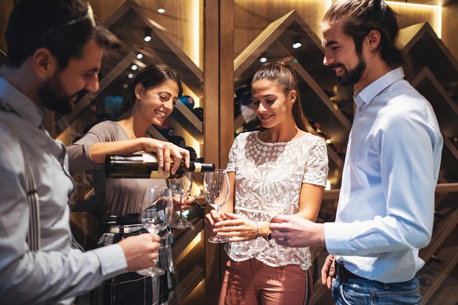 Saint Emilion Half-Day Trip with Wine Tasting & Winery Visit from Bordeaux - Guides shape the experience