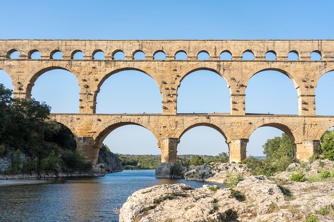 Saint Remy, Les Baux and Pont du Gard Small Group Half-Day Trip - Afternoon timing and the five-hour limit