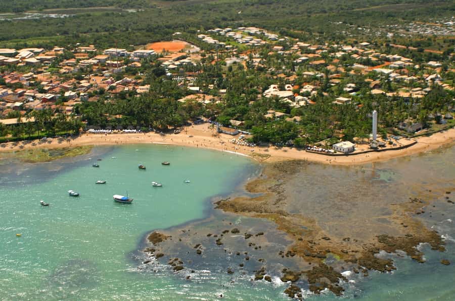 Salvador: Praia Do Forte and Guarajuba Beach Day Trip - Guarajuba for Calm Water and Lunch