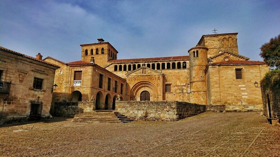 Santander: Western Coast of Cantabria Villages Day Trip - Santillana del Mar gives you the longest stop