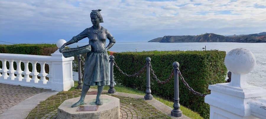 Santander: Western Coast of Cantabria Villages Day Trip - Altamira’s Neocave and the final lesson of the day
