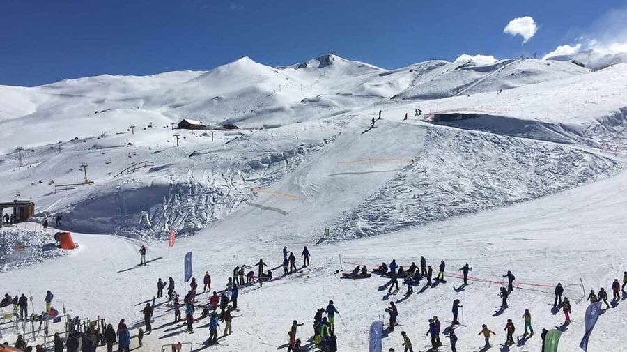 Santiago: Valle Nevado and Farellones Ski-Center Day Trip - Guide quality, vehicle comfort, and safety
