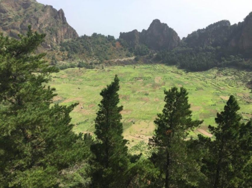 Santo Antão Highlights: Day Trip by Car with Ferry from SV - Ponta do Sol and Sinagoga by the coast