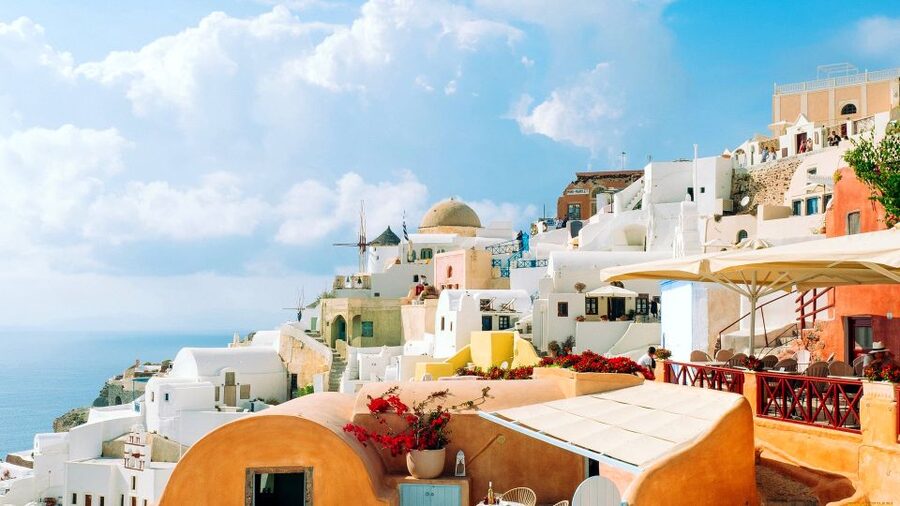 Santorini Guided Day Trip From Crete with Ferry Tickets - Timing, crowds, and comfort