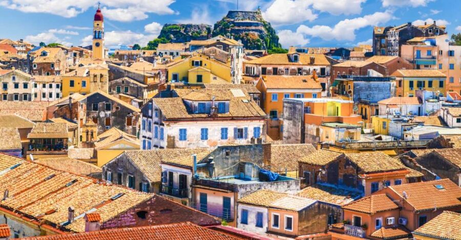 Saranda: Corfu Town and Palaiokastritsa Day Trip with Cruise - Three hours to get lost, shop, and eat