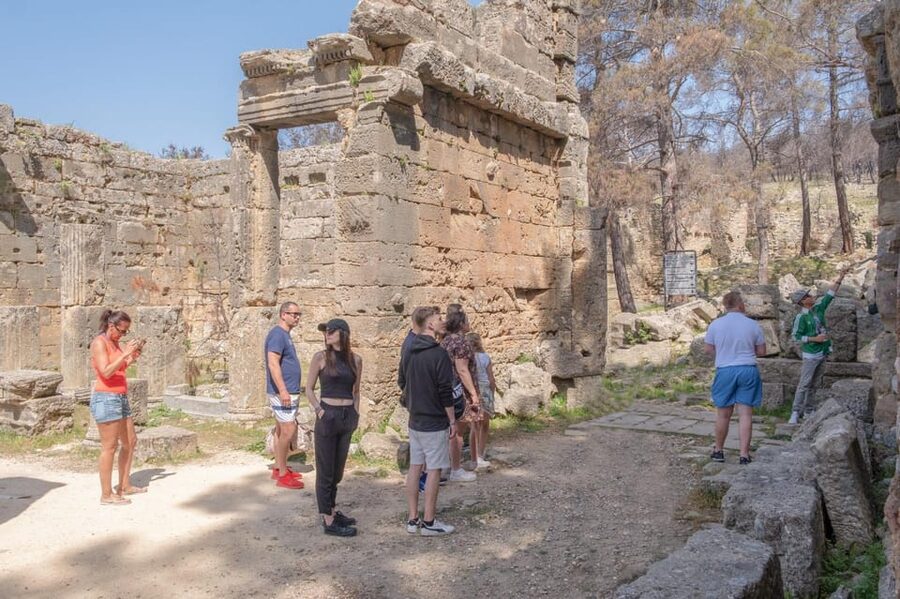 Side: Cabrio Bus and Boat Day Trip at the Green Lake - Manavgat River and the mountain route