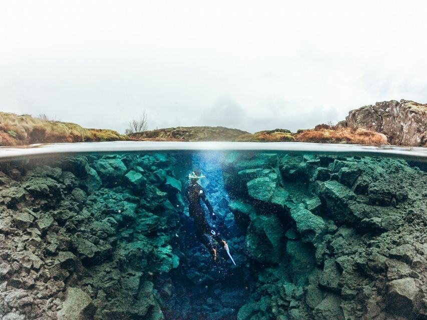Silfra: Half-Day Snorkeling Day Trip with Underwater Photos - Who should book this Silfra snorkel?