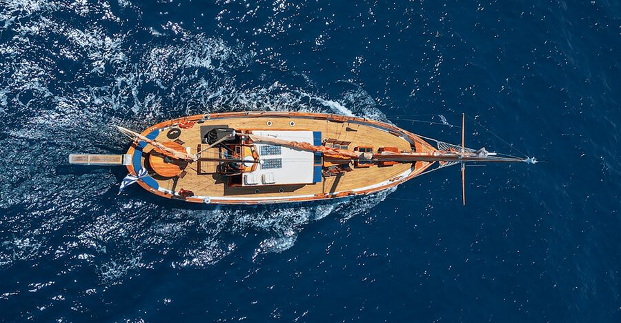 Skiathos: Wooden Sailboat Full- or Half-Day Trip with Meal - Why the 1958 wooden boat changes the day
