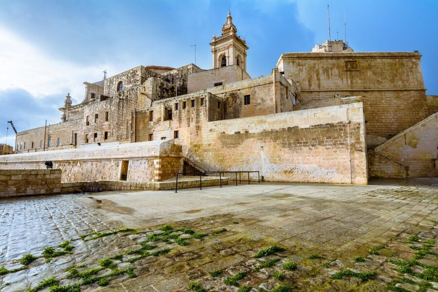 Sliema or St. Paul's Bay: Best of Gozo and Comino Day Trip - Practical ways to make the day better