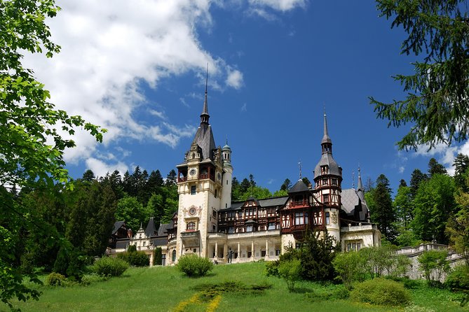 Small-Group Day Trip to Dracula's Castle, Brasov and Peles Castle - The real cost and value