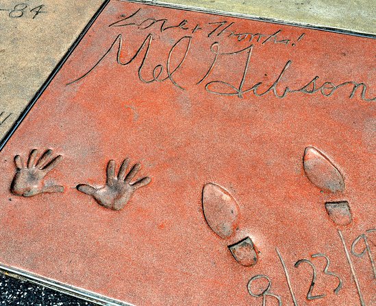 Small-Group Hollywood and Los Angeles Day Trip from Las Vegas - What the guides add to the day