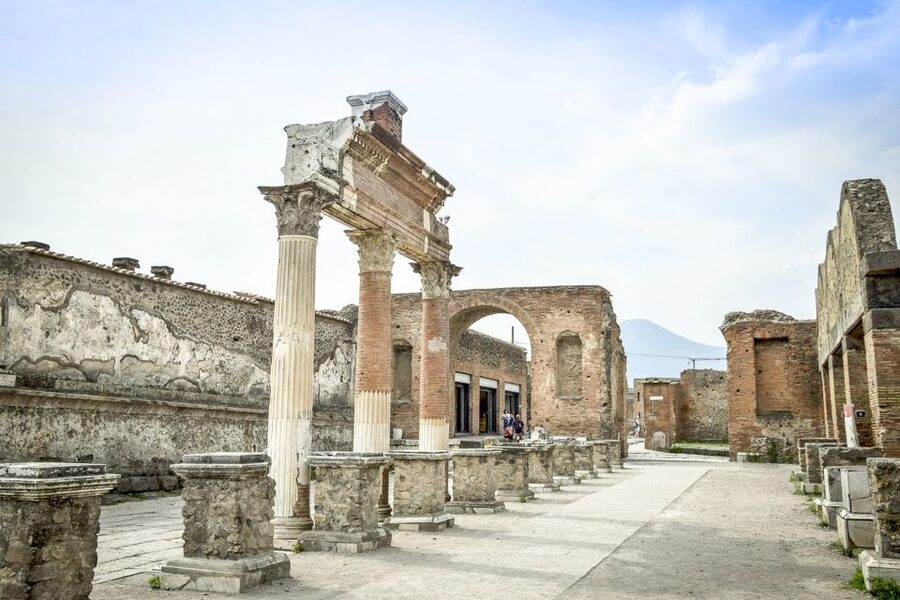 Sorrento & Pompeii Day Trip from Rome Audio Guide Tour - The long ride back to Rome