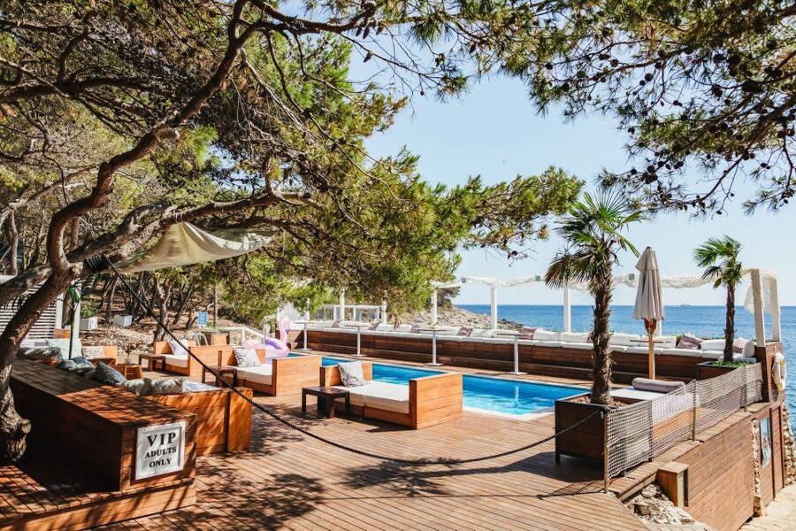 Split: Blue Cave, Vis & Hvar Full-Day Trip by Speedboat - Stupišće Military Base and the secret side of Vis