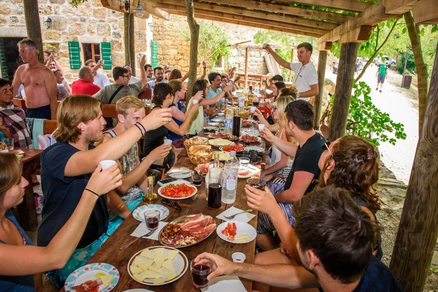 Split/Trogir: Krka National Park Day Trip with Wine Tasting - Who should book this Krka outing?