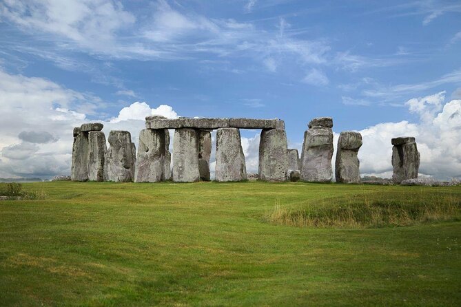 Stonehenge Inner Circle Private Tour from London with Bath Visit - Key points to know before booking