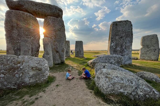 Stonehenge Inner Circle Private Tour from London with Bath Visit - What the $188.62 price buys you