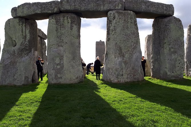 Stonehenge Inner Circle Private Tour from London with Bath Visit - Who should book this day trip?