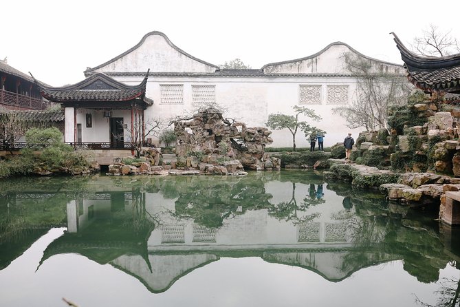 Suzhou and Zhouzhuang Water Village Day Trip from Shanghai - The silk museum and the shopping question