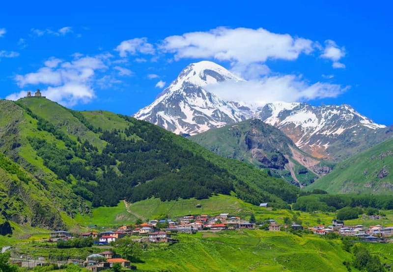 Tbilisi: Gudauri and Kazbegi Day Trip Including 4WD - Why this Tbilisi to Kazbegi trip works