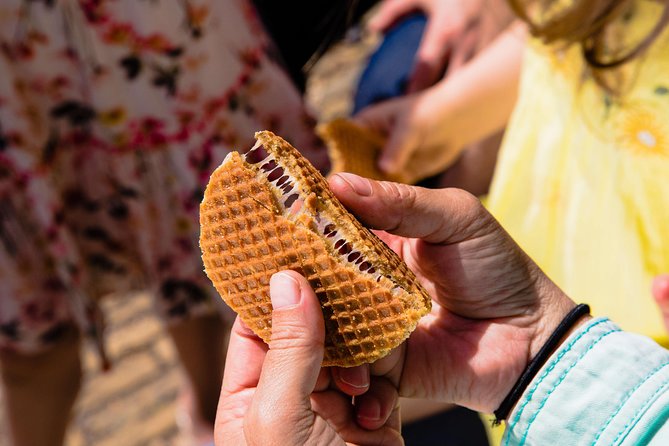 The Ultimate Zaanse-Schans Private Day Trip - Chocolate, a pleasant extra with limits