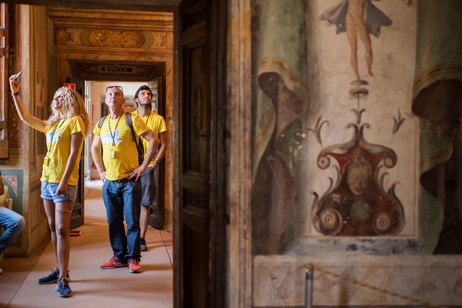 Tivoli Full Day Trip from Rome: Hadrian's Villa and Villa D'Este - Villa d’Este and the great staircase of water