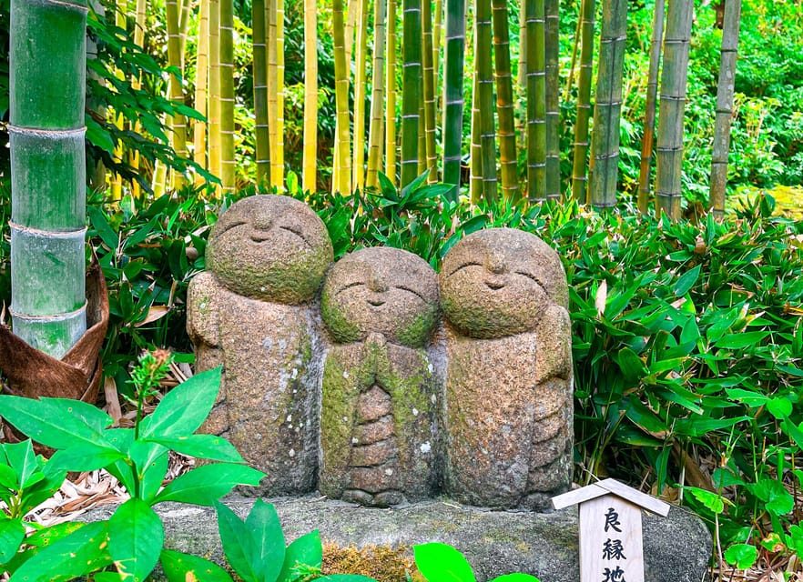 Tokyo: Day Trip to Kamakura in Spanish - Spanish - Lunch and Shopping on Kamakura’s Main Street