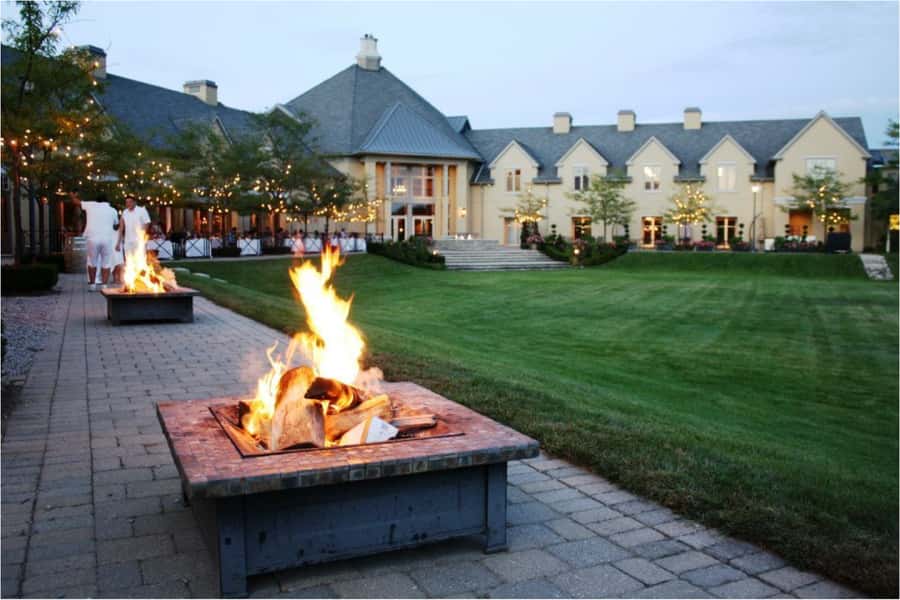 Toronto: Small-Group Niagara Falls Day Trip - A short visit to Niagara-on-the-Lake