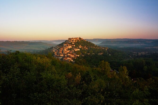 Toulouse: Albi and Cordes/Ciel Day Trip with Audio Guides - Cordes-sur-Ciel rewards steady legs