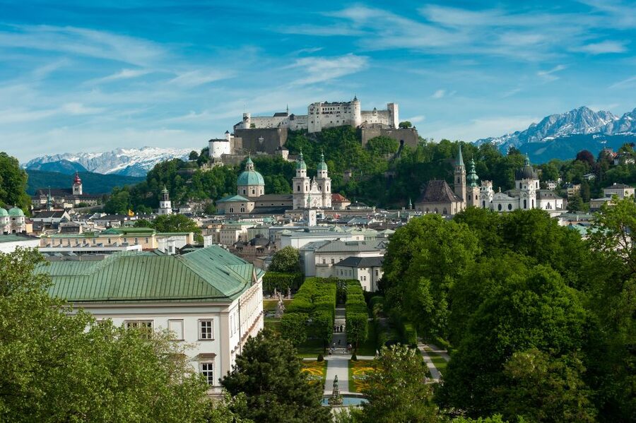 Vienna: Hallstatt, Salzburg, Melk, Alps & Lakes Day Trip - The road through the Salzkammergut lakes