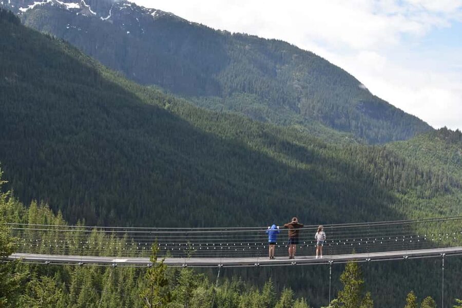 Whistler, Sea to Sky Gondola, and Shannon Falls Day Trip - Three major British Columbia sights in one day