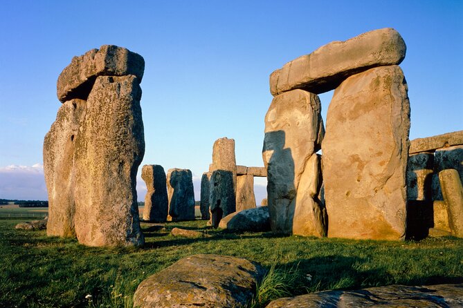 Windsor Castle, Stonehenge, and Oxford Day Trip from London - Three famous places, one very full day